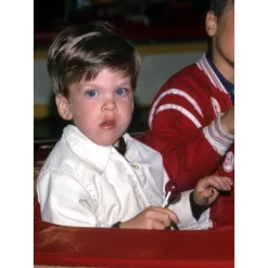 Charms Blow Pops - Bursting Berry: 48-Piece Box -Snack Store charms blow pops bursting berry 48 piece box candy warehouse 3 35b78570 36ff 4911 ac06 e79b15e78d4e