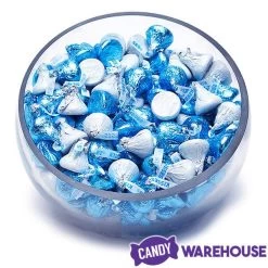 Hershey's Kisses Color Combo - Light Blue And White: 800-Piece Box -Snack Store hershey s kisses color combo light blue and white 800 piece box candy warehouse 3