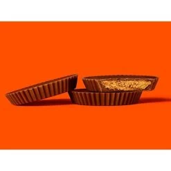 Reese's Thins Milk Chocolate Peanut Butter Cups Candy: 7.37-Ounce Bag -Snack Store reese s thins milk chocolate peanut butter cups candy 7 37 ounce bag candy warehouse 5